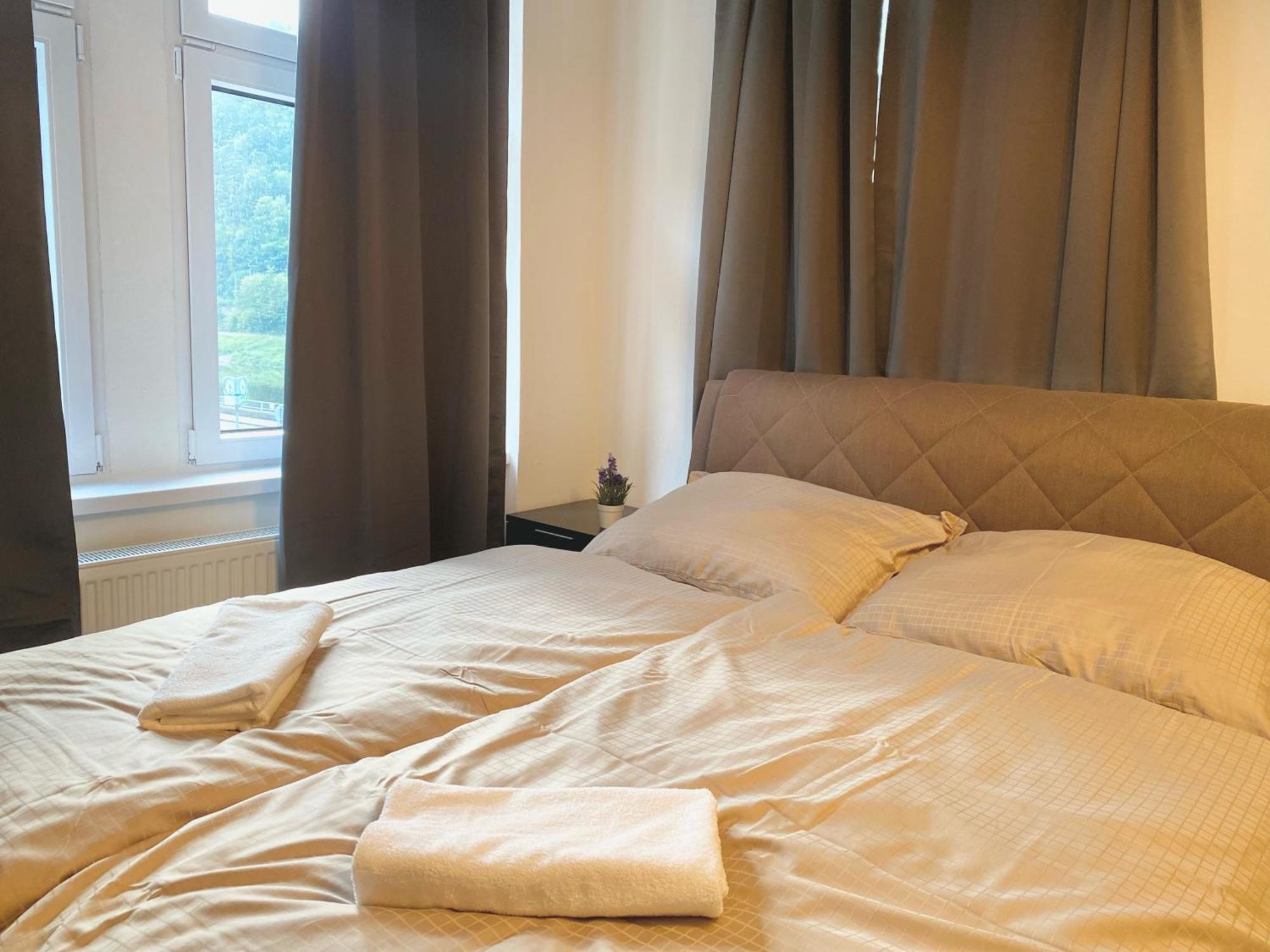 Hotel Labe Hřensko エクステリア 写真