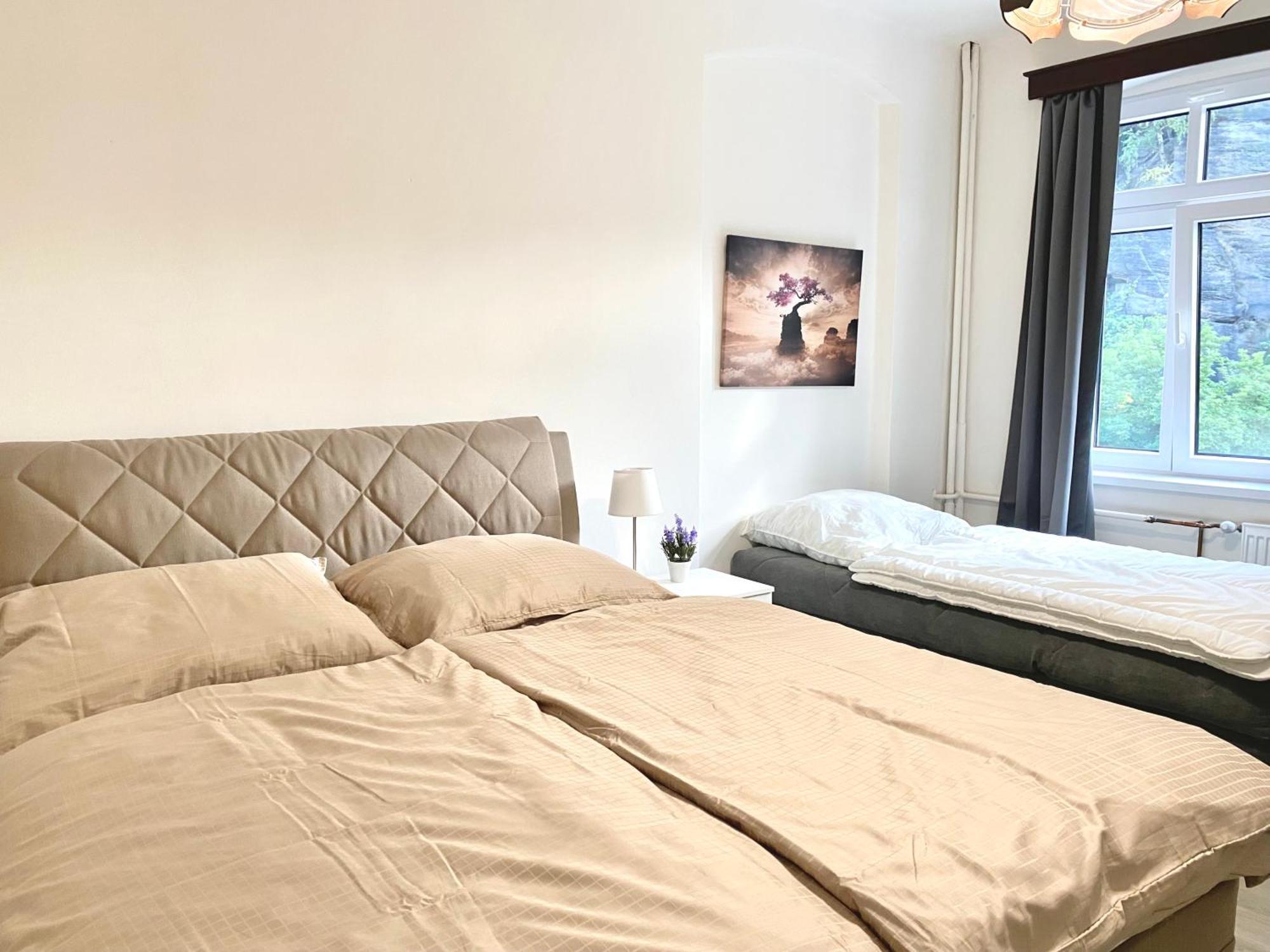 Hotel Labe Hřensko エクステリア 写真